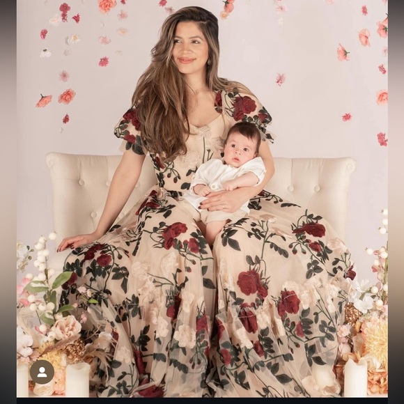 Amora Dress by Ivy City Co - Picture 16 of 17